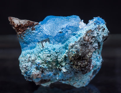 Carbonatecyanotrichite with Calcite and Fluorite.