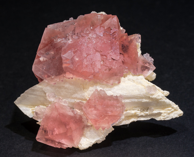 Octahedral Fluorite on Albite. 