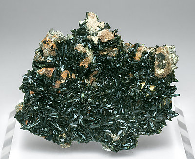 Olivenite.