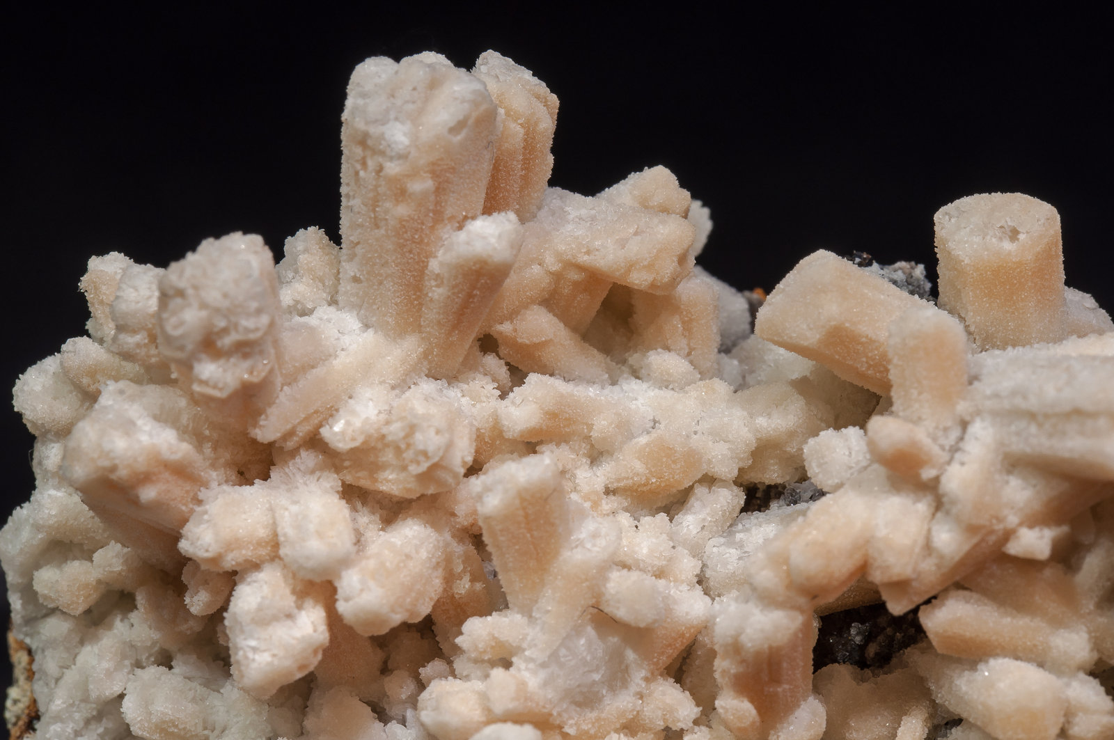 specimens/s_imagesAL9/Tarbuttite-EB97AL9d.jpg