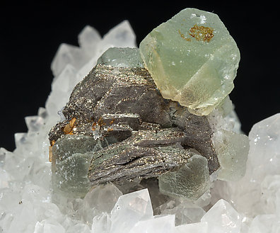 Octahedral Fluorite with Quartz and Pyrite after Pyrrhotite. 