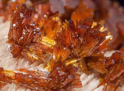 Vanadinite with Baryte. 