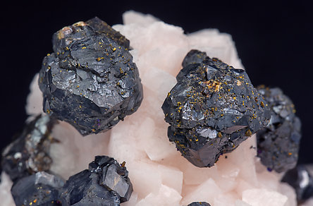 Sphalerite with Dolomite. 