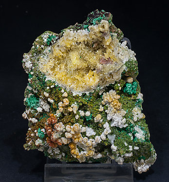 Mimetite with Cerussite, Malachite and Calcite. 