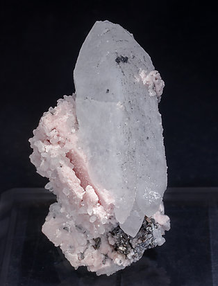 Rhodochrosite with Quartz and Arsenopyrite. Side