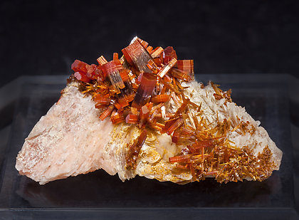 Vanadinite with Baryte.