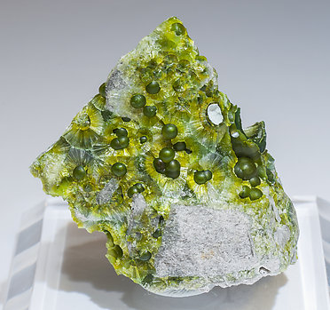 Wavellite.