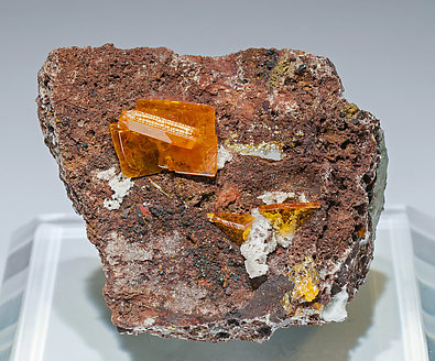 Wulfenite.