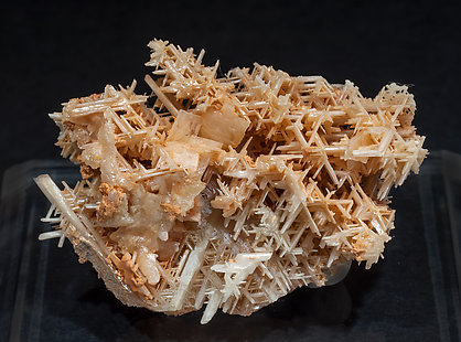 Twinned Cerussite. 