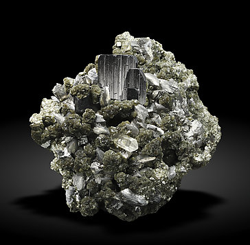 Ferberite with Arsenopyrite, Quartz and Muscovite.