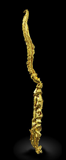 Gold (spinel twin). Rear / Photo: Joaquim Callén