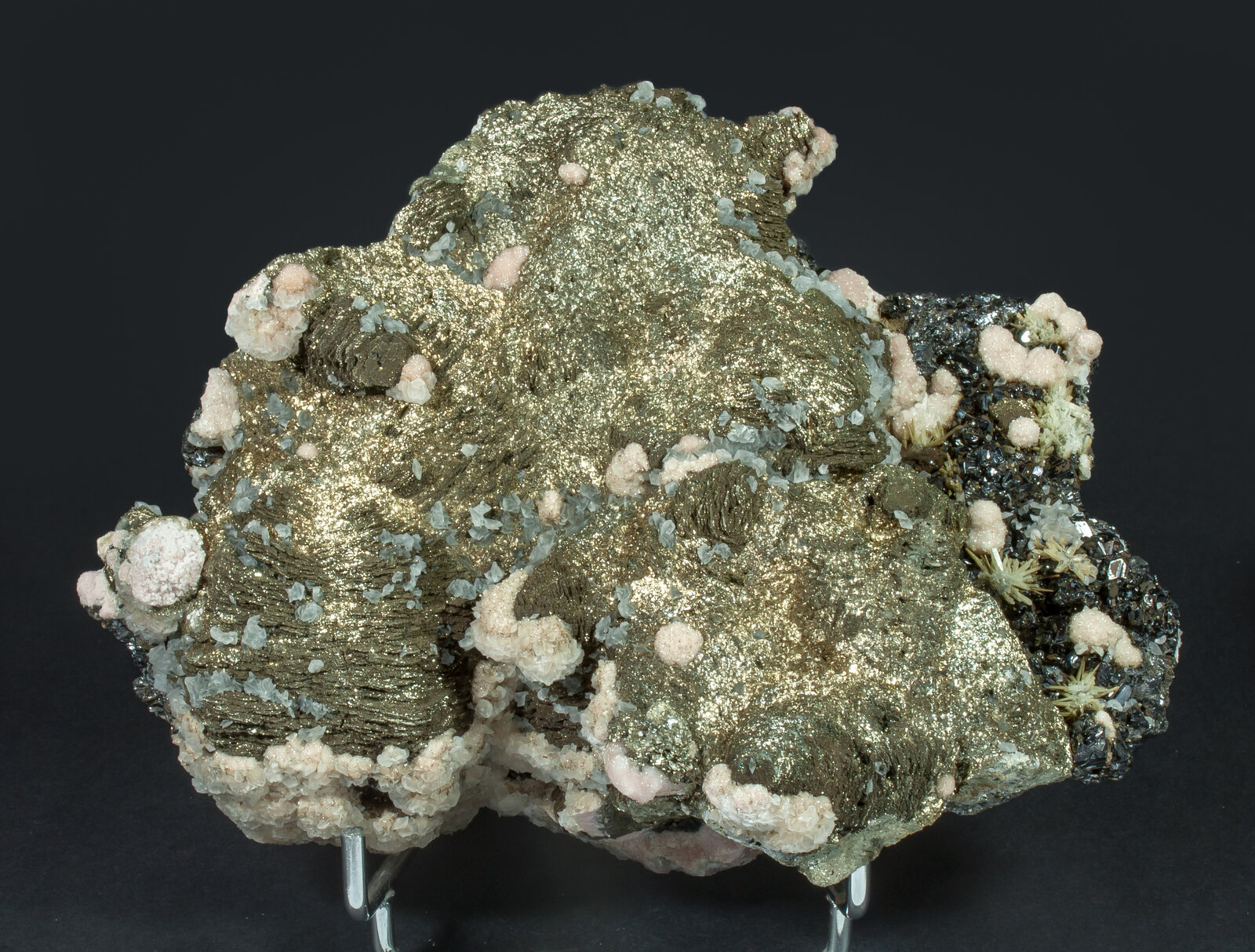 specimens/s_imagesAM6/Pyrite-EB69AM6f.jpg