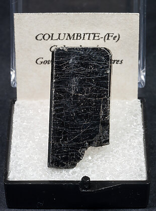 Columbite-(Fe).