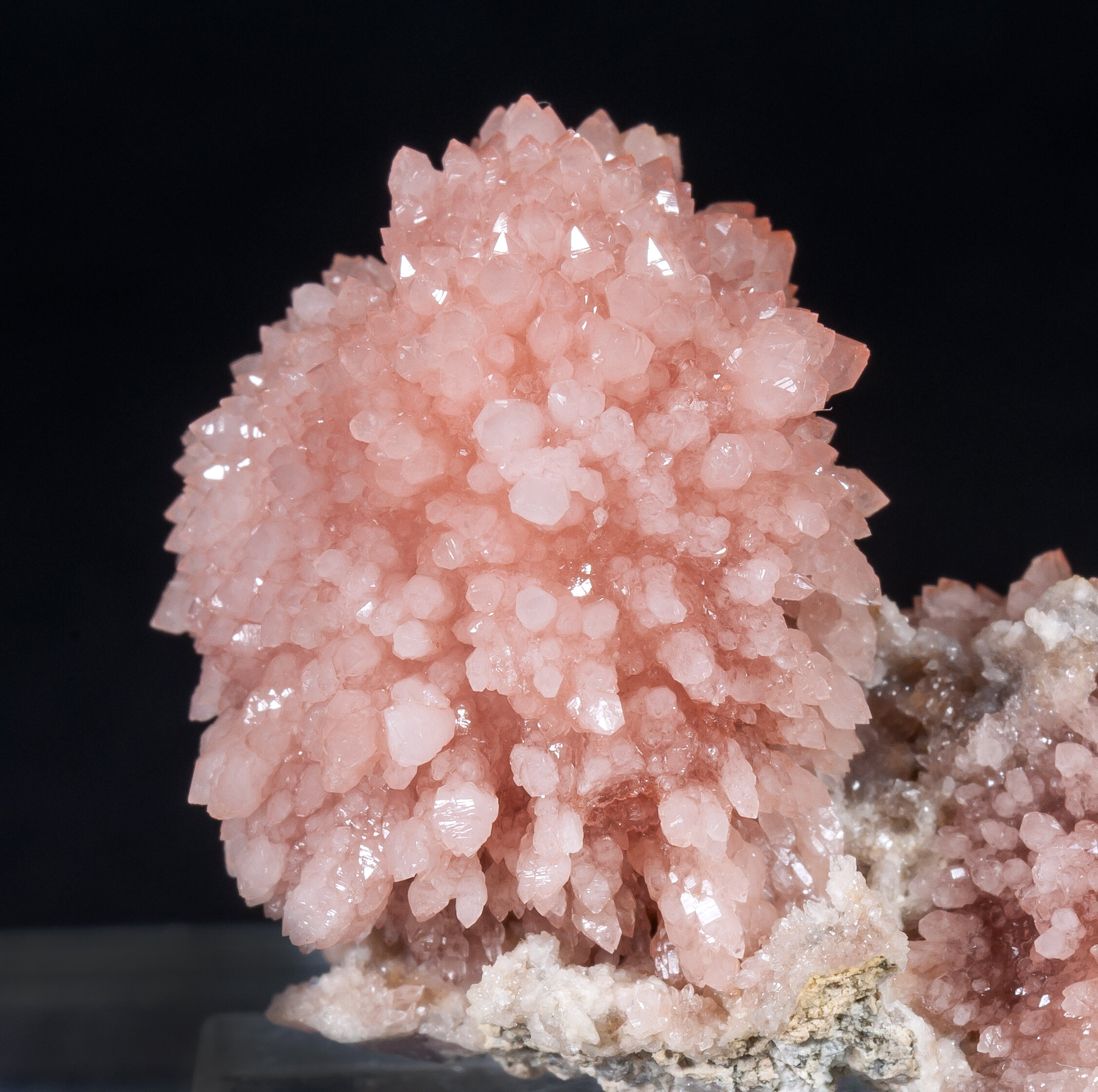 specimens/s_imagesAM7/Quartz_rose-ML67AM7d.jpg