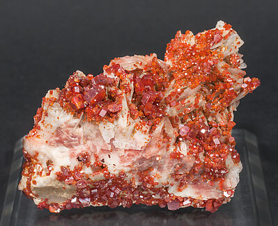 Vanadinite with Baryte.