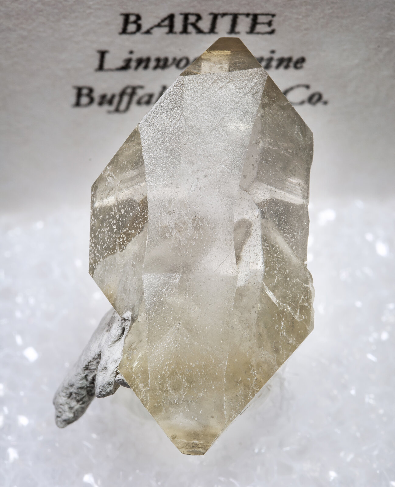 specimens/s_imagesAM8/Baryte-MD16AM8f2.jpg