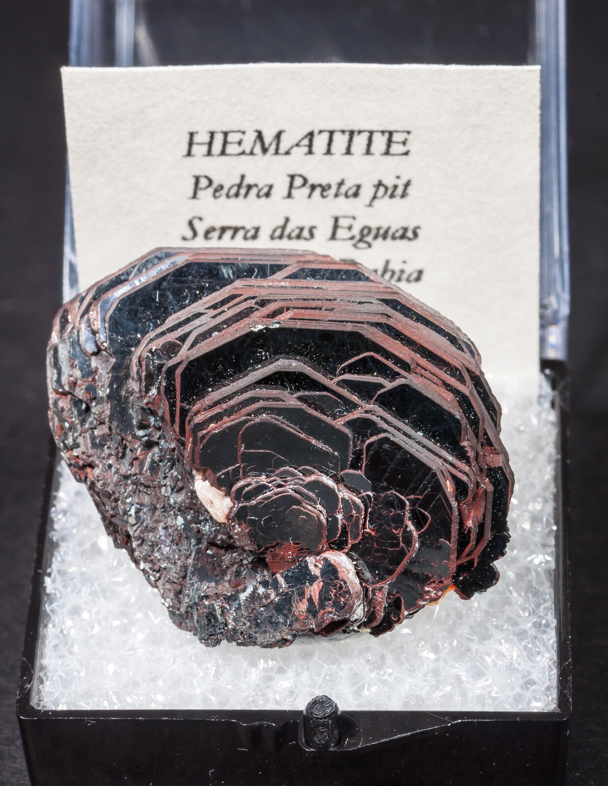 specimens/s_imagesAM8/Hematite-MQ14AM8f1.jpg