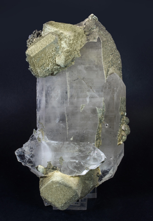 Siderite on Quartz with Pyrite.