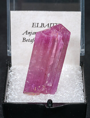 Elbaite (variety rubellite). Front