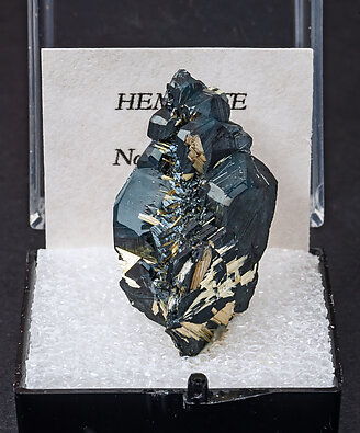 Hematite with Rutile. Front