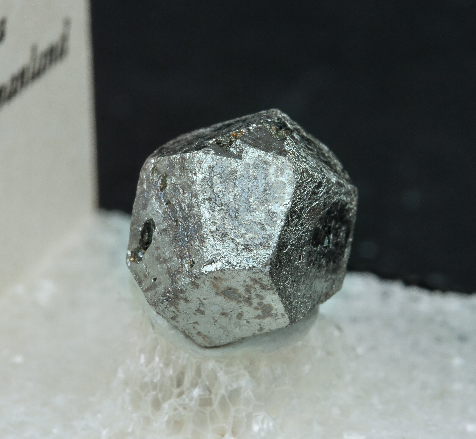 specimens/s_imagesAN0/Cobaltite-MF46AN0s.jpg
