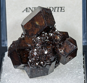 Andradite. 