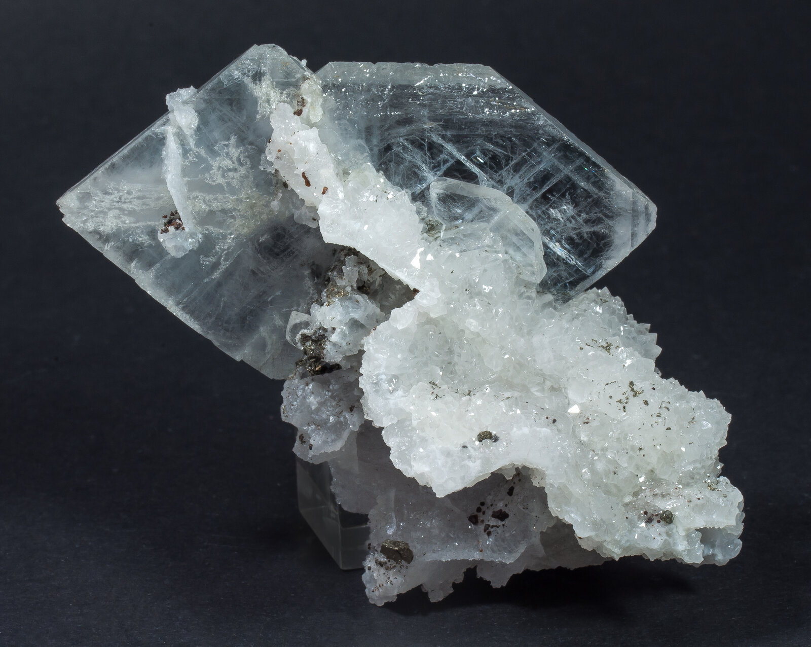 specimens/s_imagesAN1/Baryte-EQ86AN1r.jpg