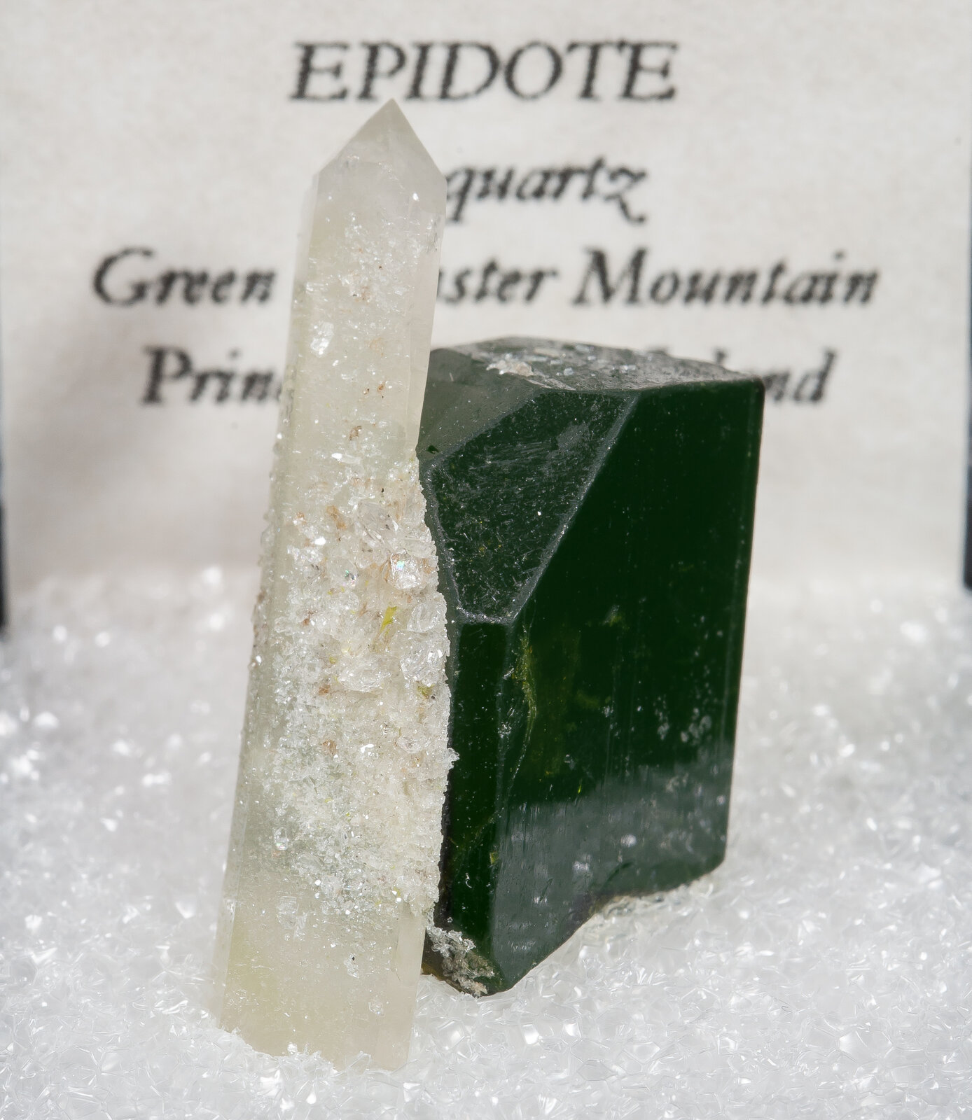 specimens/s_imagesAN1/Epidote-TP26AN1f2.jpg