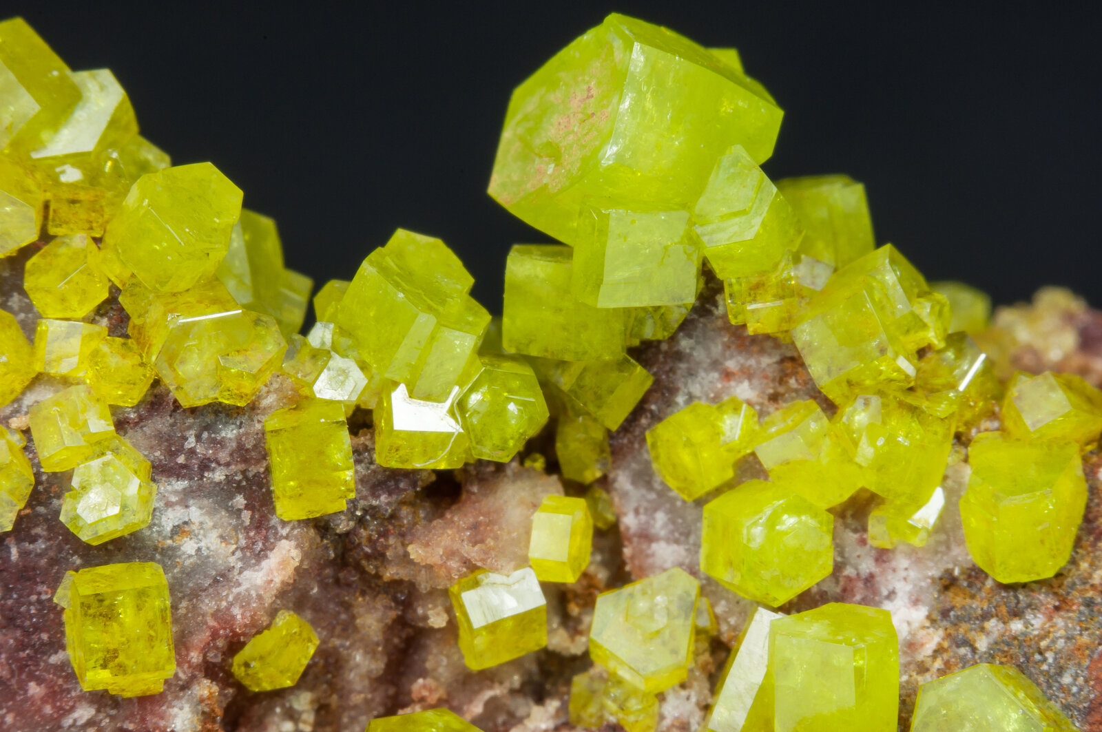 specimens/s_imagesAN1/Pyromorphite-TJ13AN1d.jpg