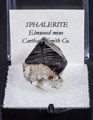 Sphalerite on Quartz. 