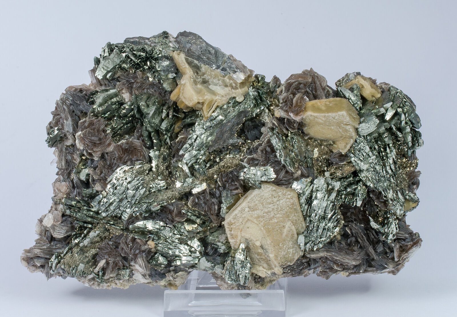 specimens/s_imagesAN2/Arsenopyrite-NF47AN2f.jpg