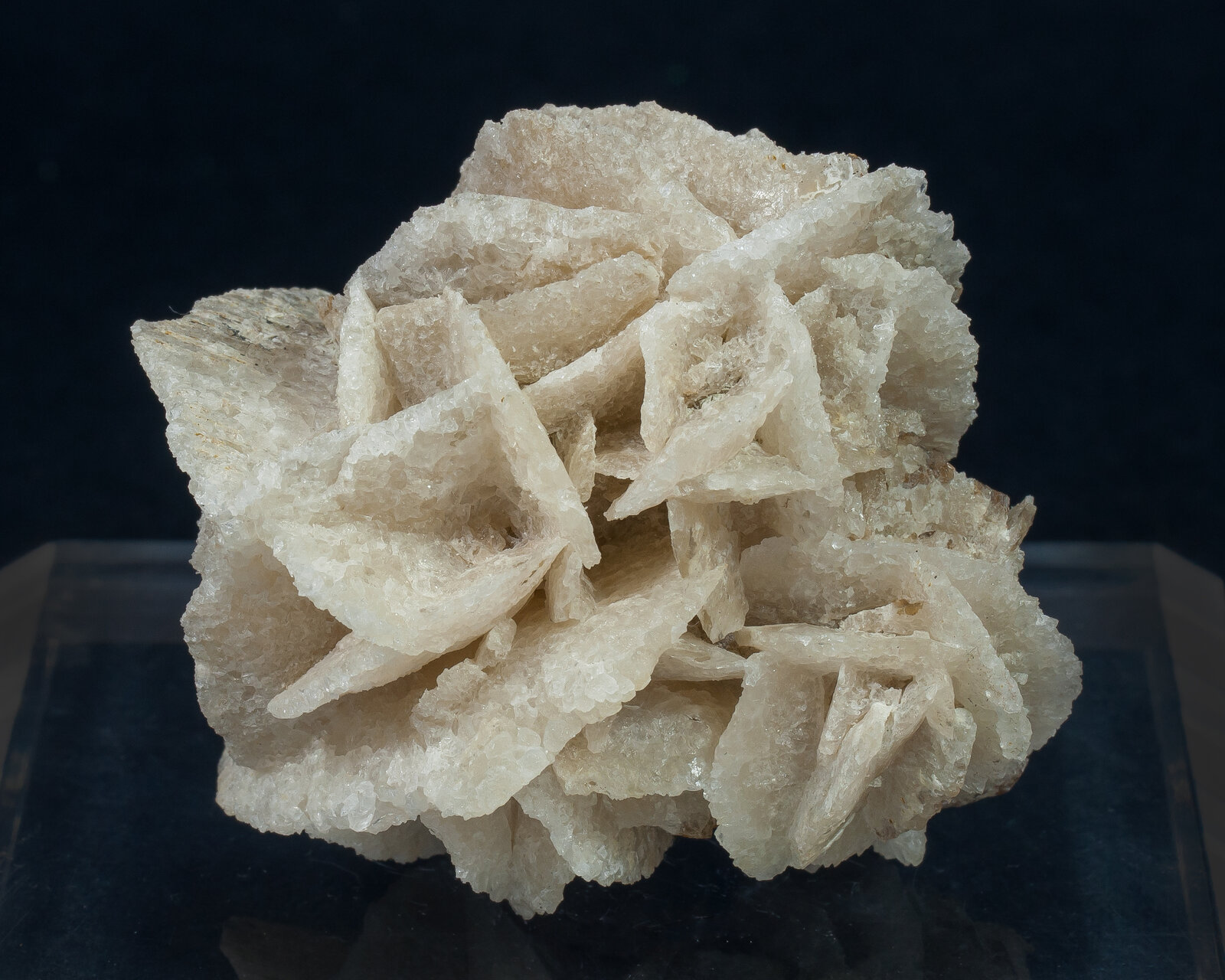 specimens/s_imagesAN2/Calcite-NM10AN2f.jpg