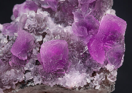 Calcite (variety cobaltoan) with Quartz . 