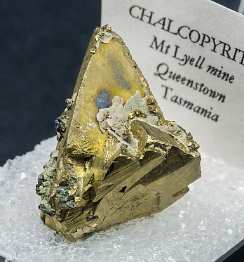 Chalcopyrite and Quartz. Side