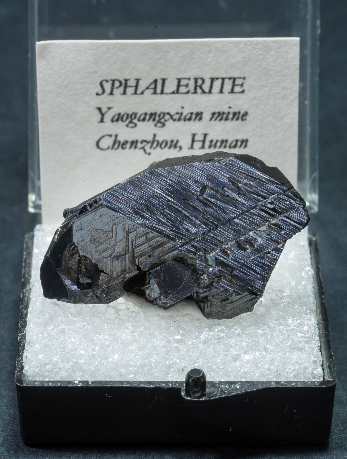 specimens/s_imagesAN2/Sphalerite-TZX14AN2f1.jpg