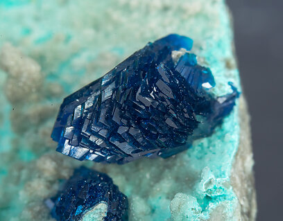 Veszelyite with Hemimorphite. 