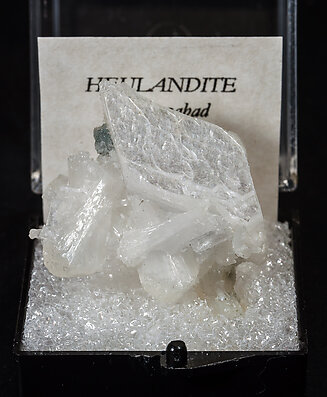 Heulandite-Ca.