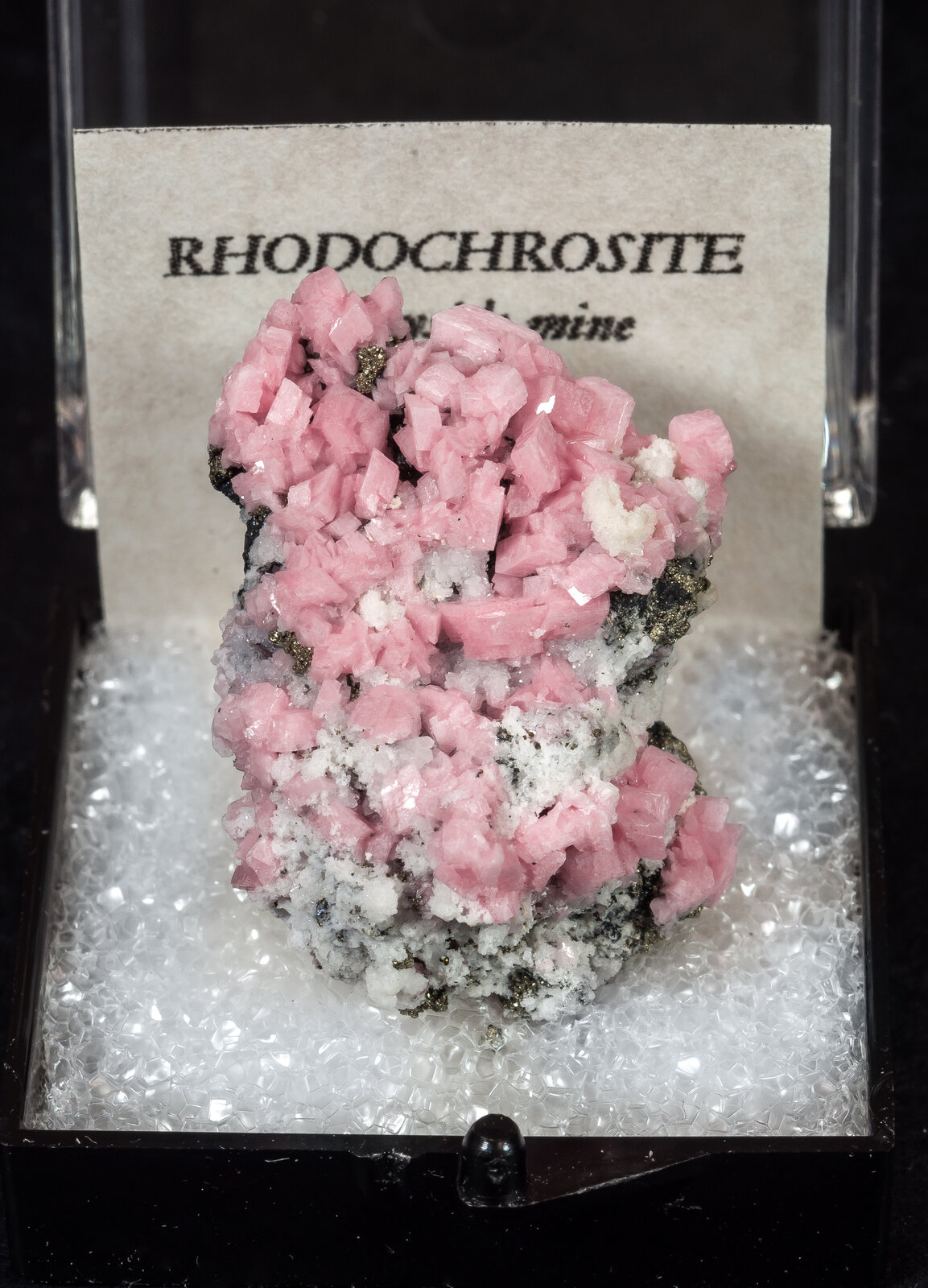 specimens/s_imagesAN3/Rhodochrosite-TBB64AN3f1.jpg