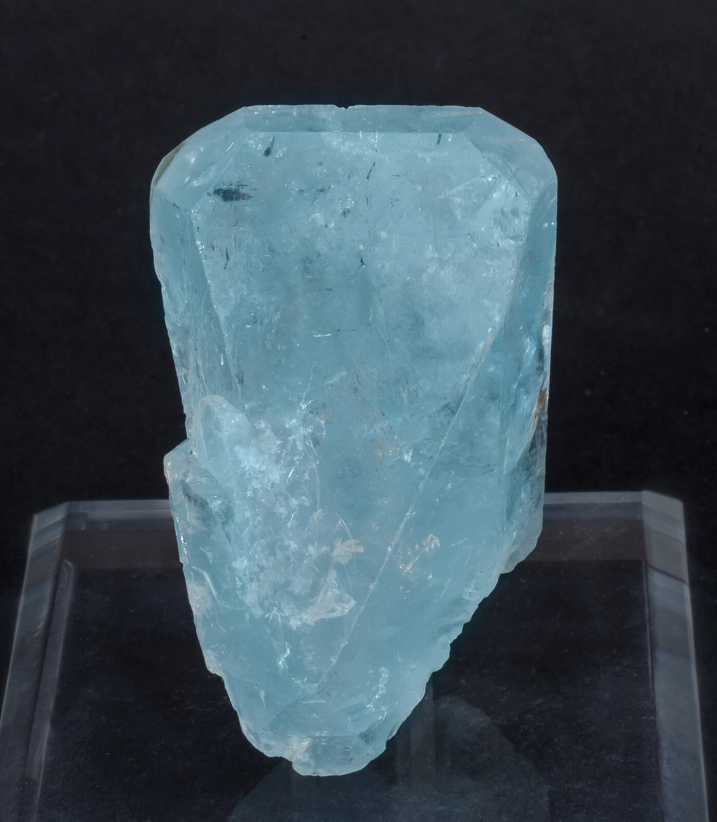 specimens/s_imagesAN3/Topaz-TAH93AN3f.jpg