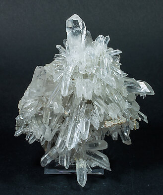 Quartz (variety scepter). 