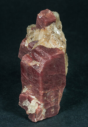 Rhodonite with Calcite. Front