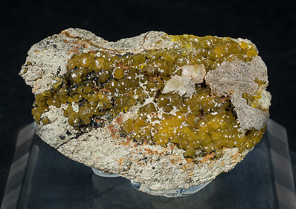 Mimetite with Cerussite.