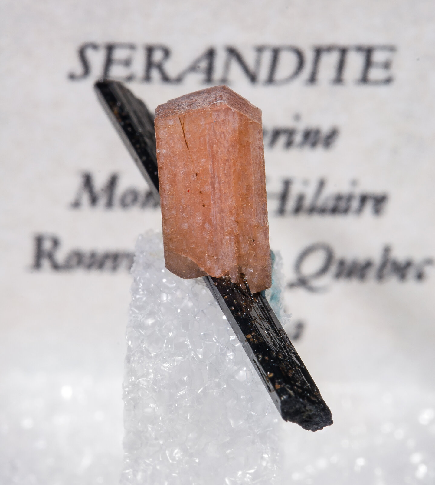 specimens/s_imagesAN5/Serandite-TQR27AN5f2.jpg