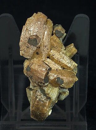 Vanadinite (variety arsenic-bearing vanadinite) with Mottramite.