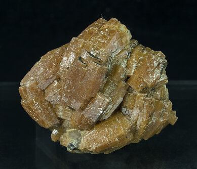 Vanadinite (variety arsenic-bearing vanadinite) with Mottramite.