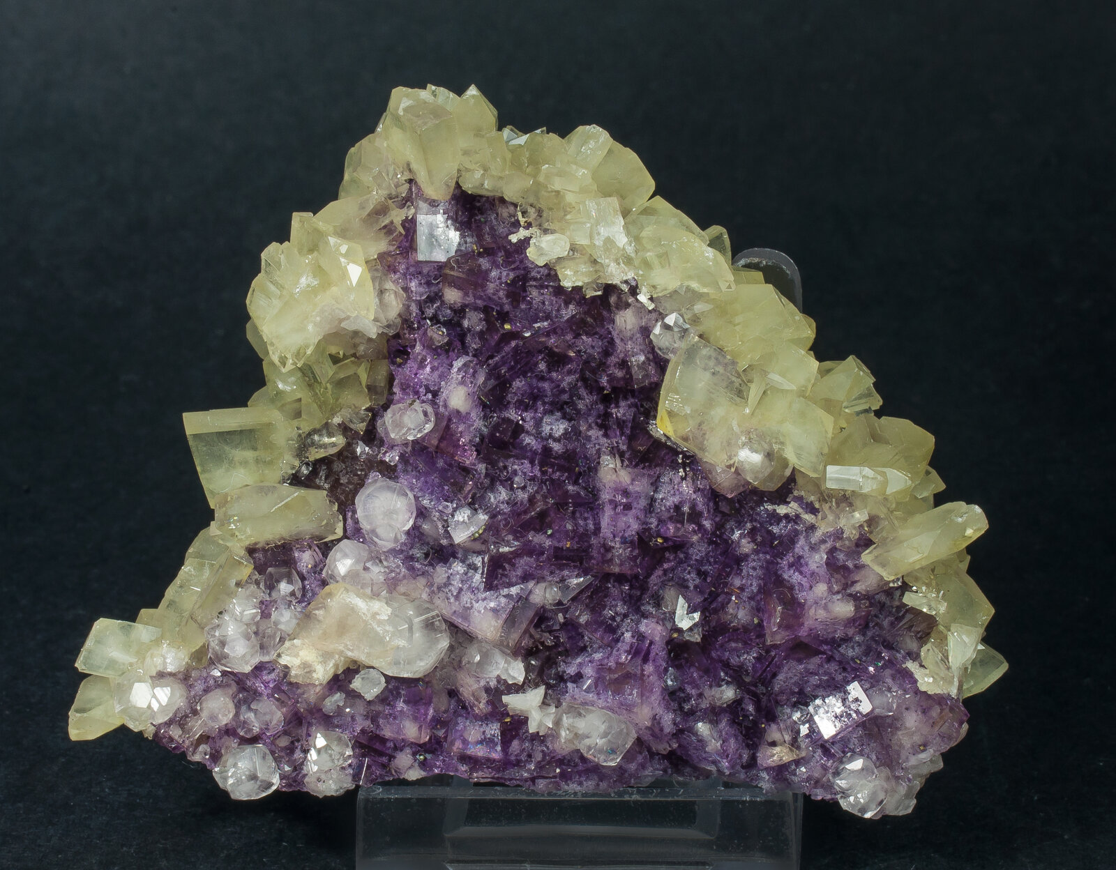 specimens/s_imagesAN6/Fluorite-JFD24AN6f.jpg