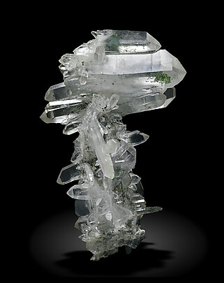 Quartz with Chlorite inclusions. Rear / Photo: Joaquim Calln