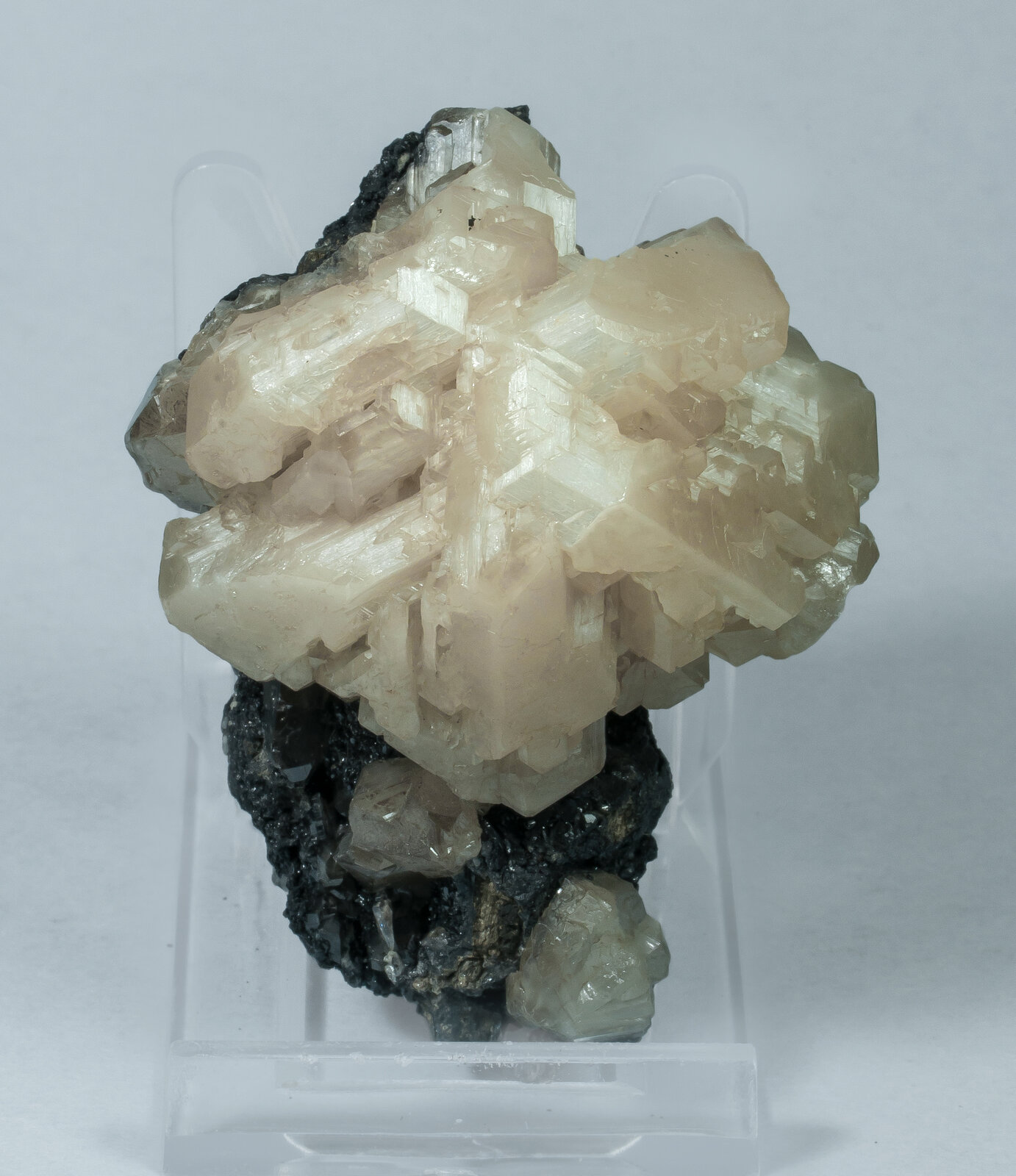 specimens/s_imagesAN7/Cerussite-JFD40AN7f.jpg