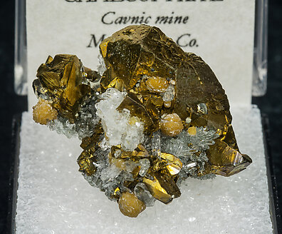 Chalcopyrite with Quartz and Calcite. 