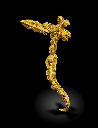 Gold (spinel twin). Rear  / Photo: Joaquim Callén